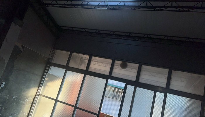 台中鋁門窗公司, 台中鋁門窗更換, 台中舊窗換新窗, 台中門窗更換, 台中鋁門窗, 台中隔音窗, 台中氣密窗, 台中防盜窗, 
                        台中鋁門, 台中玄關門, 台中百葉窗, 台中門把五金, 台中門窗隔熱膜, 台中鐵窗, 台中鐵門, 台中鍛造門